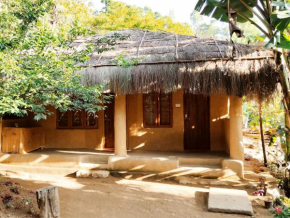 Cosmic Mud House Kanthalloor